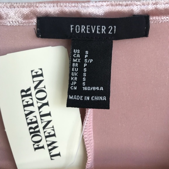 NEW!! FOREVER 21  velvet  dress. - Picture 4 of 4